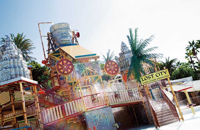 //www.jet2holidays.com/-/media/assets/product images - custom overview groups/tfs/tfs_78611_coral_compostela_siam_park_0518_40.jpg